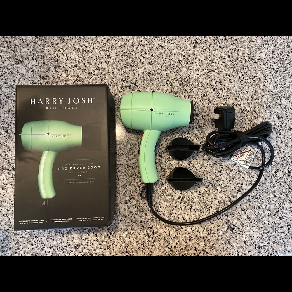 Brand New in Box Harry Josh Pro Dryer 2000